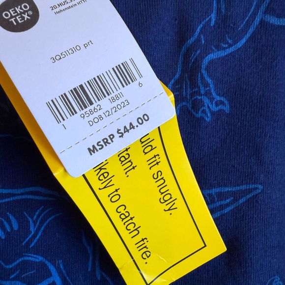 Carter's Dinosaur Pajama Set NWT - Picture 4 of 4